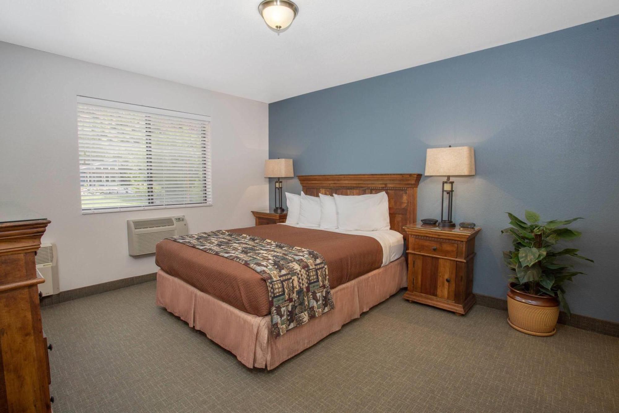 Travelodge By Wyndham Gardiner Yellowstone Park North Entr Esterno foto